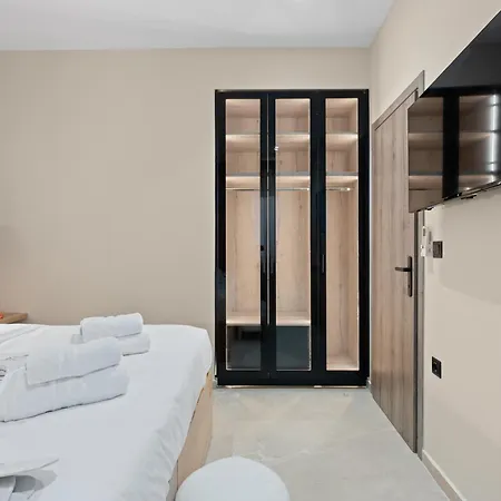 Luxury Jacuzzi - Luxury Living Nydri (Lefkada)
